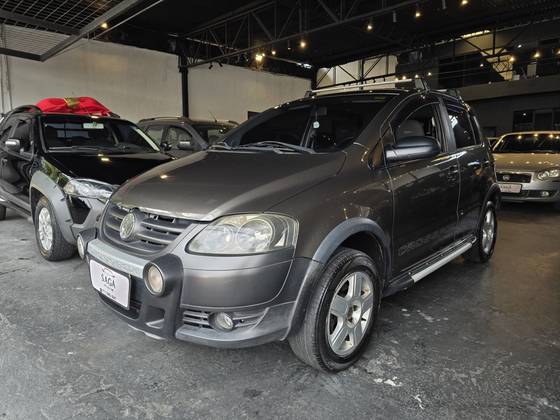 VOLKSWAGEN CROSSFOX 1.6 MI FLEX 8V 4P MANUAL